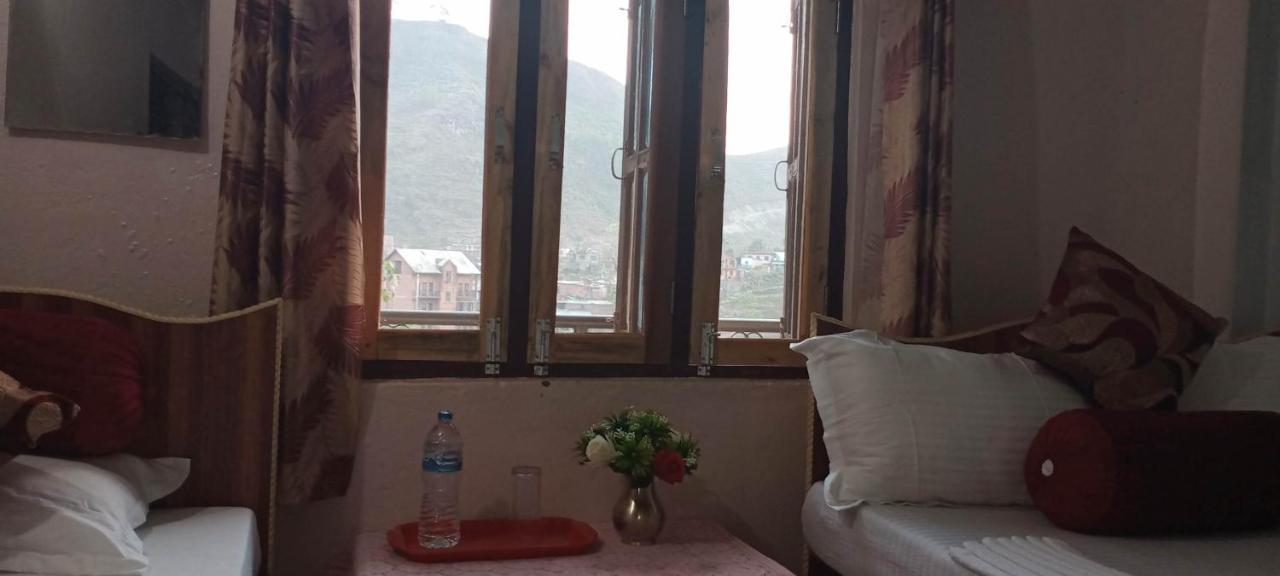 Unique Hotel And Lodge - Pleasure Of Homely Stay - Bandipur Bagian luar foto